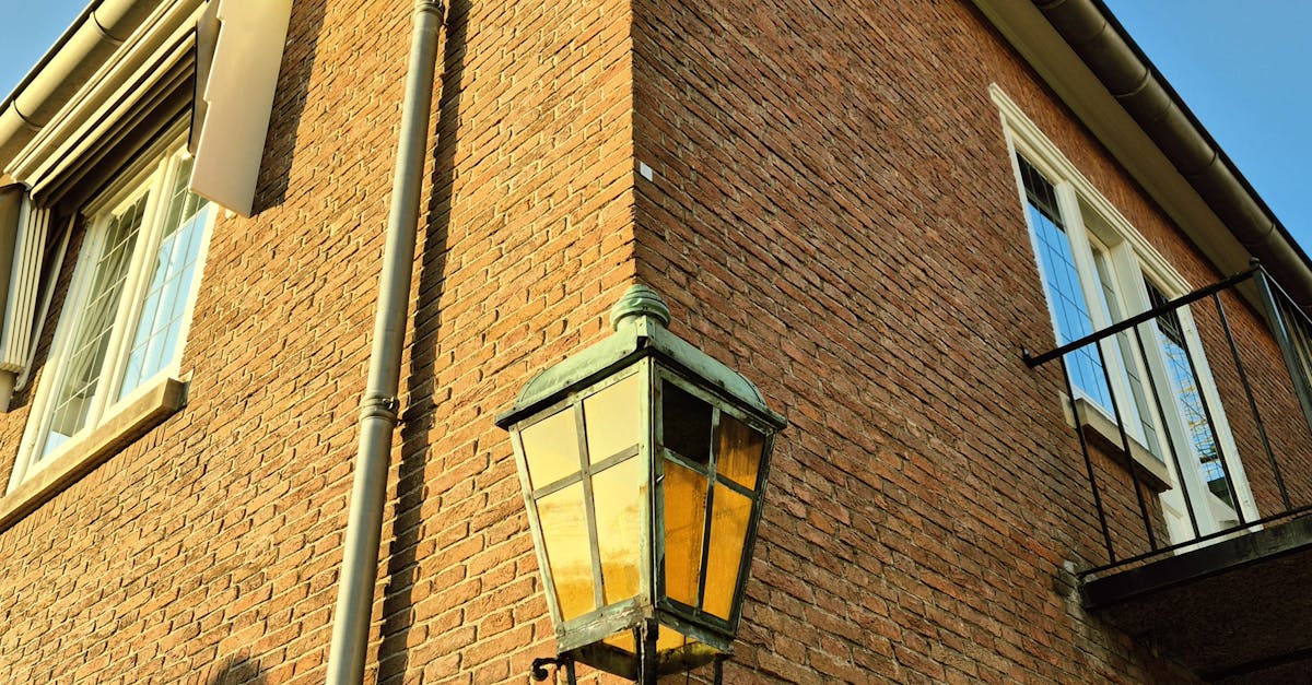 Transform Your Home's Look with Clean and Functional Gutters