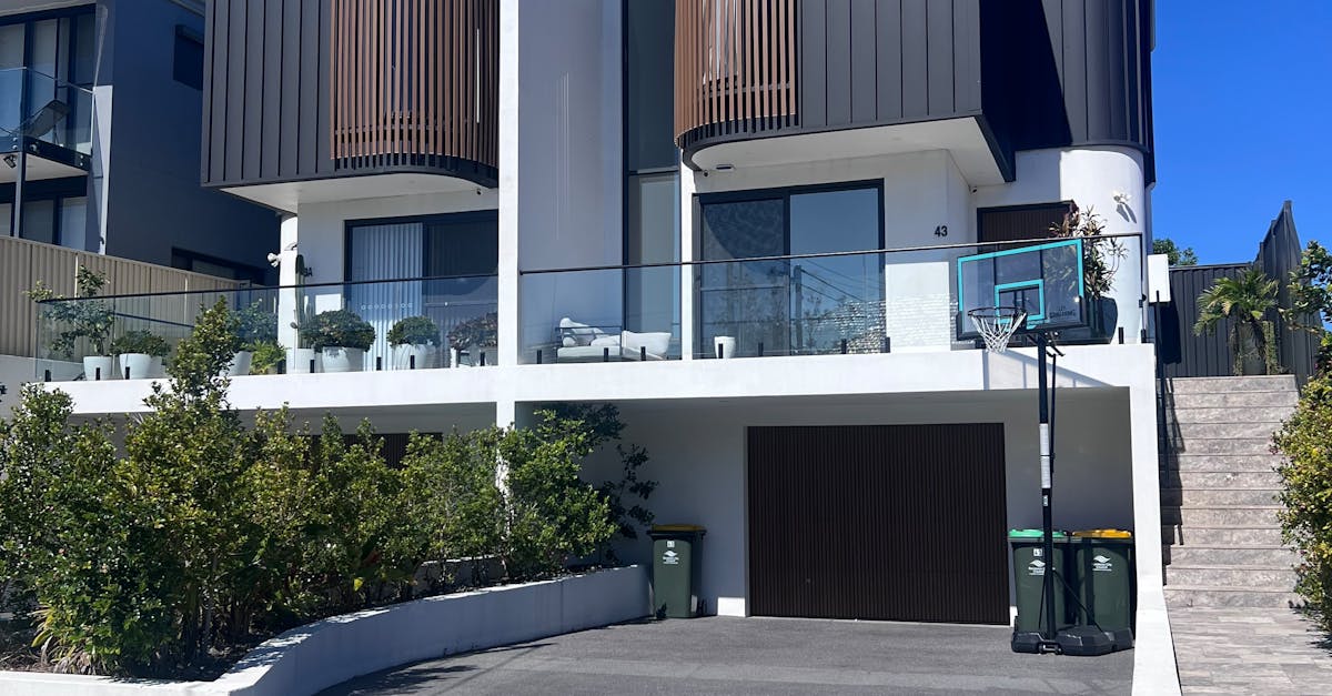 Understanding the Impact of Gutter Health on Overall Home Safety